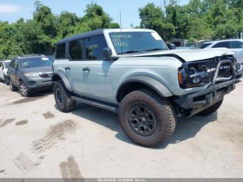  Salvage Ford Bronco