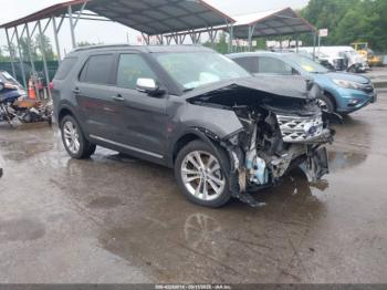  Salvage Ford Explorer