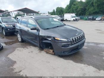  Salvage Jeep Cherokee