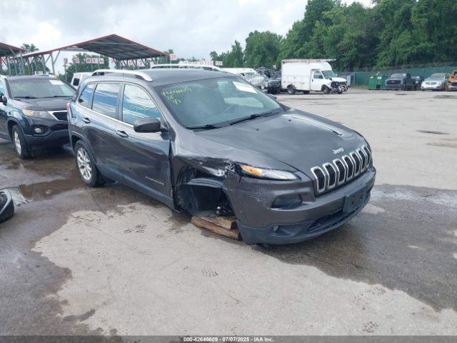  Salvage Jeep Cherokee