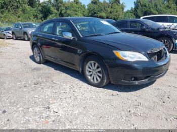  Salvage Chrysler 200