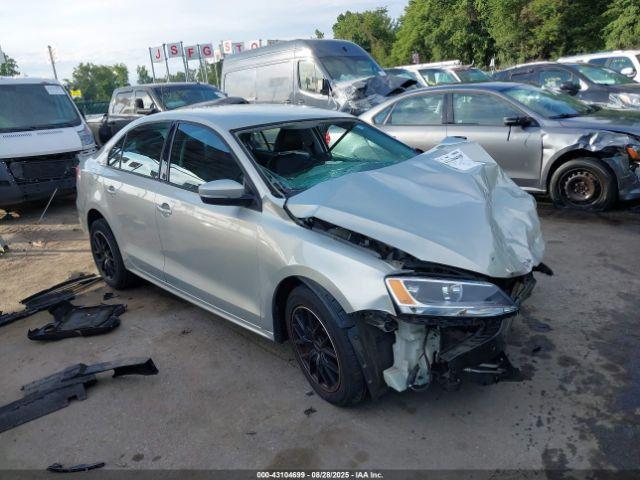  Salvage Volkswagen Jetta