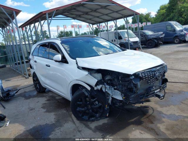  Salvage Kia Sorento