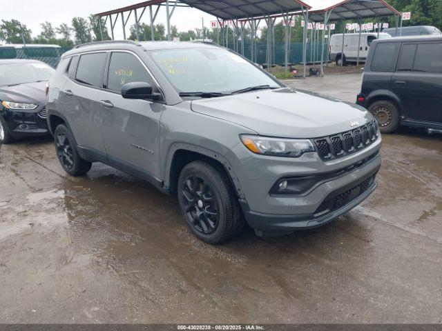  Salvage Jeep Compass