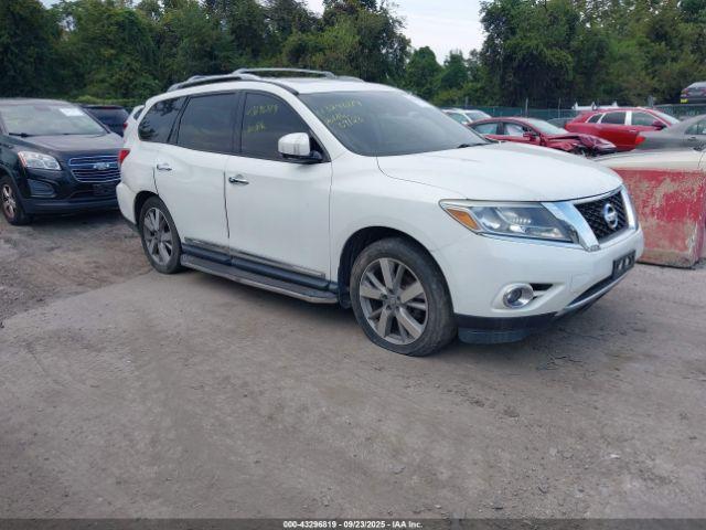  Salvage Nissan Pathfinder