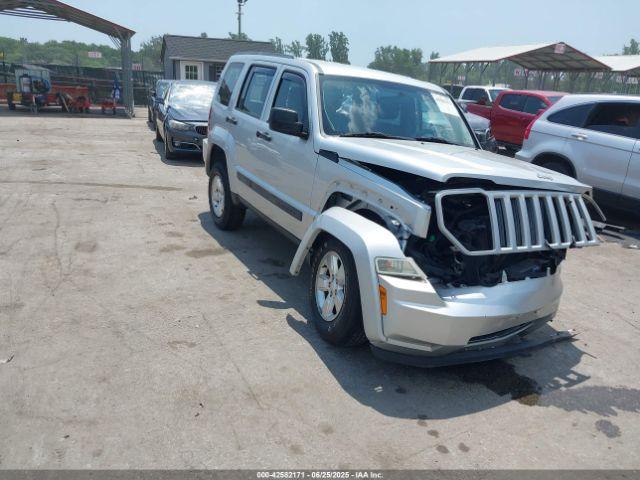  Salvage Jeep Liberty