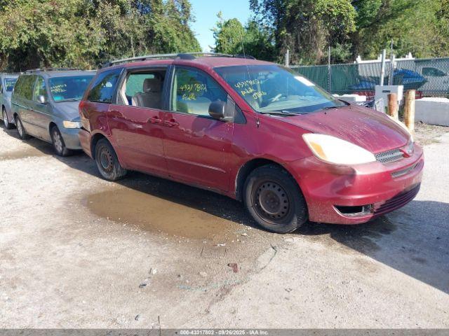  Salvage Toyota Sienna