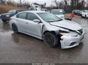  Salvage Nissan Altima
