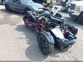  Salvage Can-Am Spyder Roadster