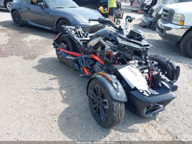  Salvage Can-Am Spyder Roadster