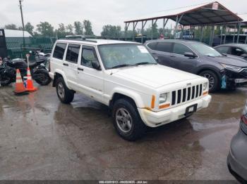  Salvage Jeep Cherokee