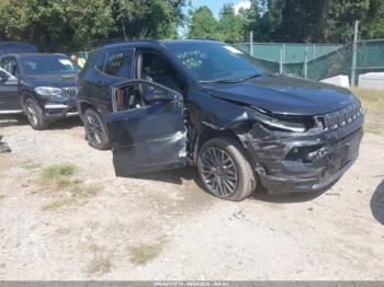  Salvage Jeep Compass
