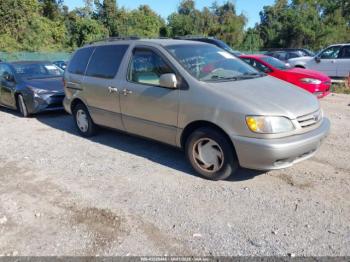  Salvage Toyota Sienna