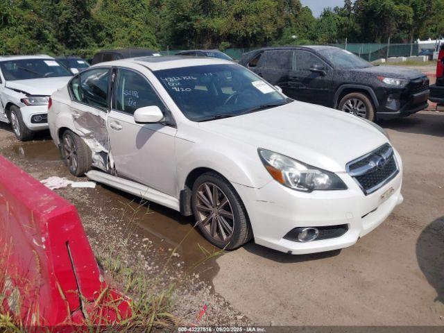  Salvage Subaru Legacy