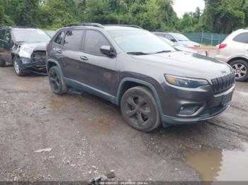  Salvage Jeep Cherokee