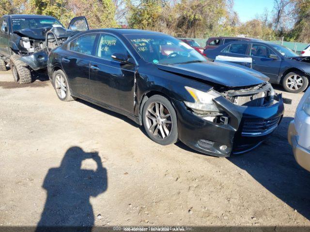  Salvage Nissan Maxima