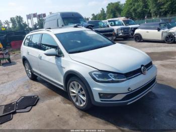  Salvage Volkswagen Golf