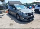 Chrysler Pacifica Touring L Image 1