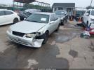 Toyota Camry Le Image 2