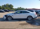 Ford Taurus Limited Image 16