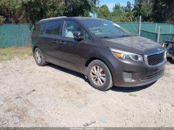 Salvage Kia Sedona