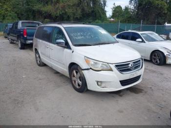  Salvage Volkswagen Routan