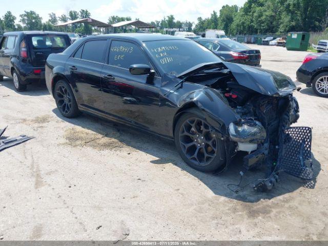  Salvage Chrysler 300