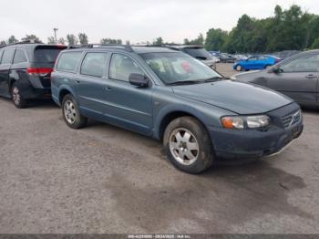  Salvage Volvo V70