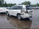 Toyota Highlander Limited V6 Image 8
