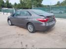 Toyota Camry Le Image 5