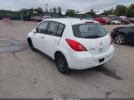 Nissan Versa 1.8s Image 4