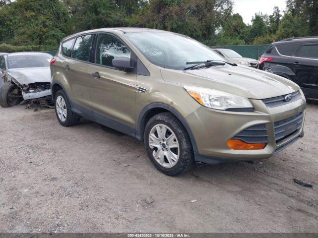  Salvage Ford Escape