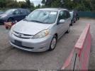 Toyota Sienna Xle Image 10