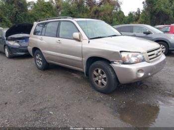  Salvage Toyota Highlander