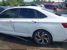 Volkswagen Jetta 2.0t Autobahn Image 3