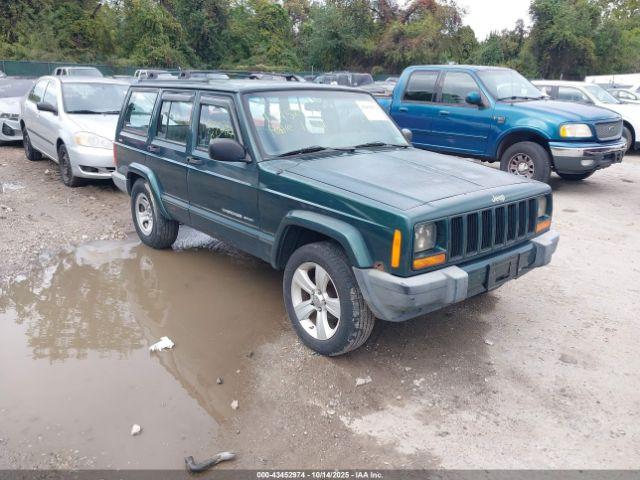  Salvage Jeep Cherokee