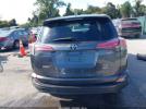 Toyota RAV4 Le Image 6
