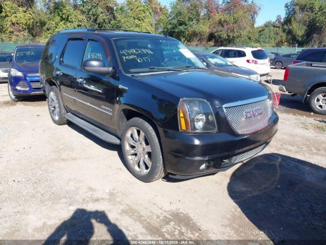  Salvage GMC Yukon