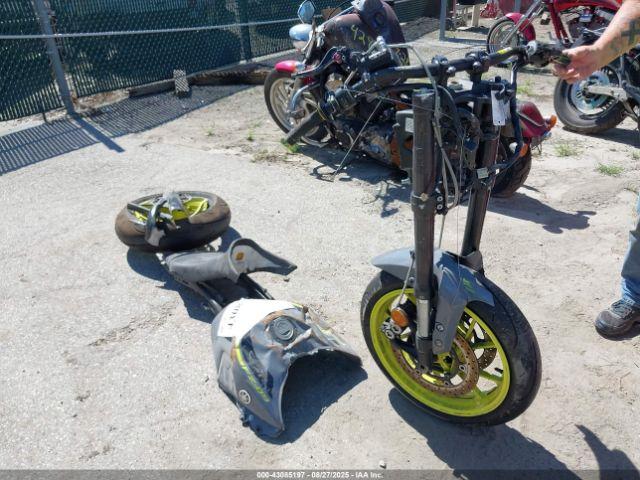  Salvage Yamaha Fz09
