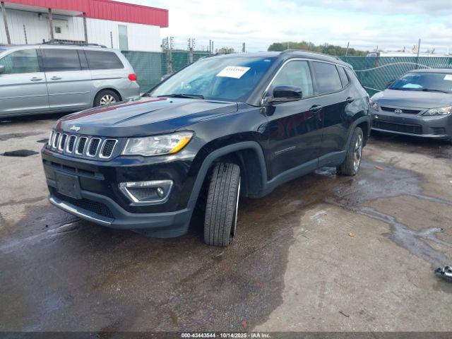 Jeep Compass Limited 4x4 Image 11
