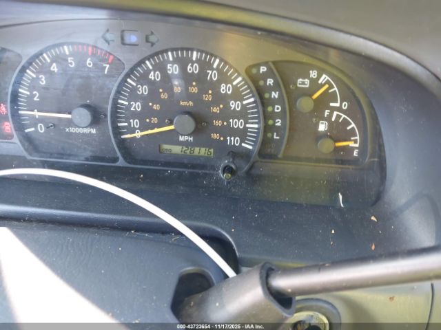 Toyota Tundra Sr5 V8 Image 11