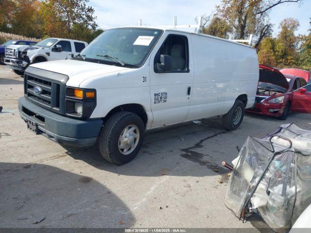 Ford E-250 Image 5