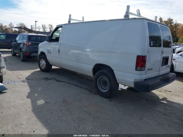 Ford E-250 Image 2