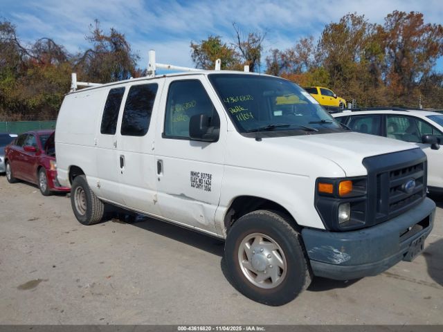 Ford E-250 Image 11
