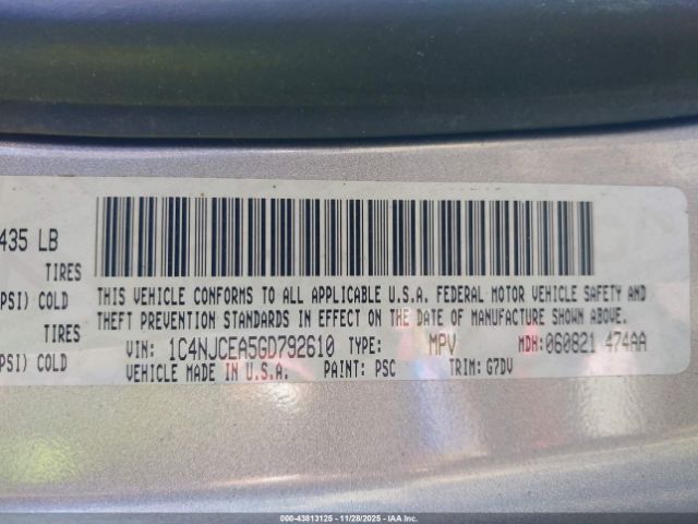 Jeep Compass Latitude Image 9