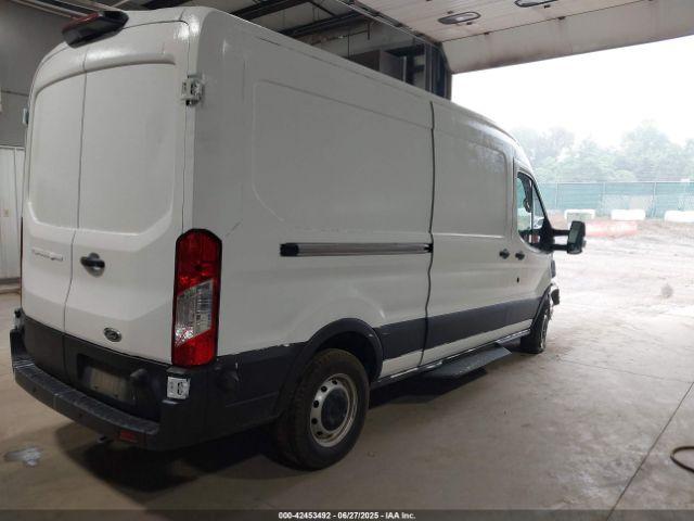 Ford Transit Image 5