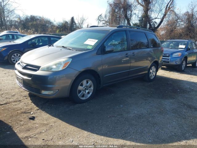 Toyota Sienna Xle Image 6