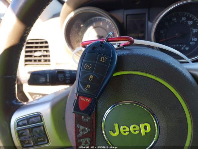 Jeep Grand Cherokee Laredo Image 10