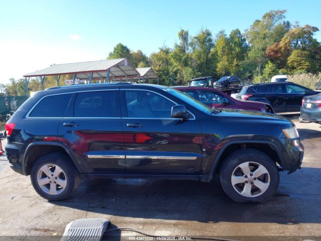 Jeep Grand Cherokee Laredo Image 15
