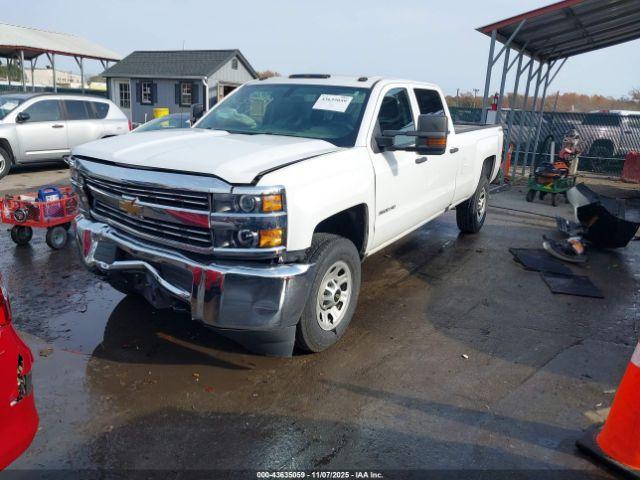Chevrolet Silverado 3500 Wt Image 2